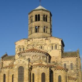 Abbatiale-Saint-Austremoine